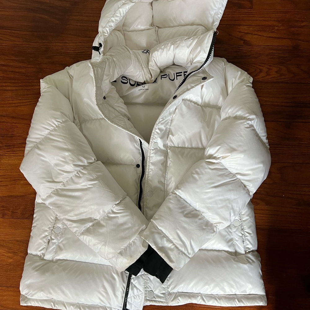 ARITZIA SUPER PUFF in white high gloss